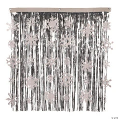 3' X 3' Snowflake Metallic Fringe Curtain