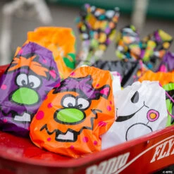7 1/4 X 8 1/2 Halloween Drawstring Goody Bags - 72 Pc. -Halloween Costumes Sale 7 1 4 x 8 1 2 halloween drawstring goody bags 72 pc 25 2260 a02